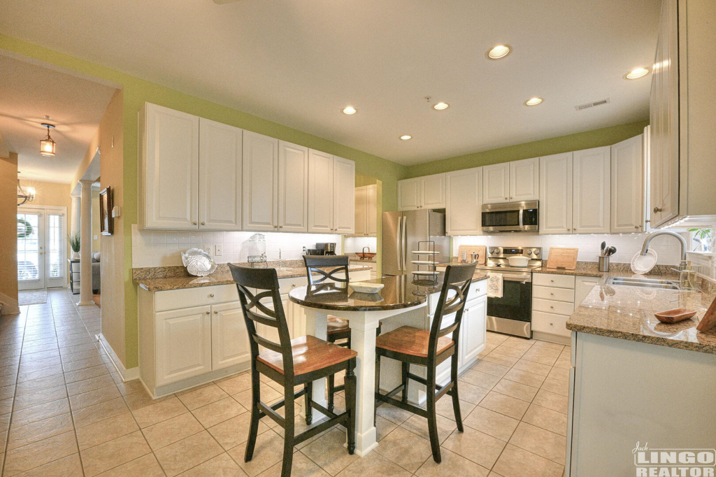 33221+W+Edgemoor+Kitchen+2 33221 W Edgemoor Street Rental Property 33221+W+Edgemoor+Kitchen+2 33221 W Edgemoor Street Rental Property