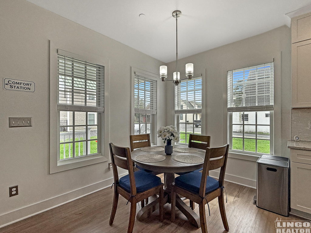 331+Chestnut+St+Breakfast+Corner 331 Chestnut Street Rental Property 331+Chestnut+St+Breakfast+Corner 331 Chestnut Street Rental Property