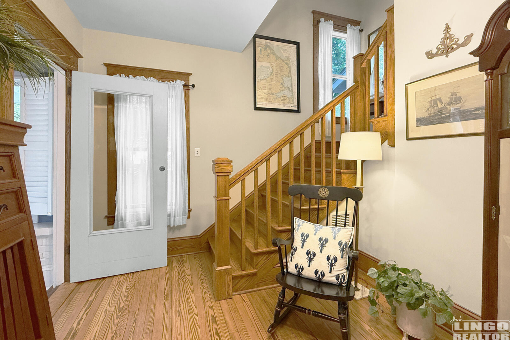 160+Kings+Hwy+Foyer+1 160 Kings Highway Rental Property 160+Kings+Hwy+Foyer+1 160 Kings Highway Rental Property