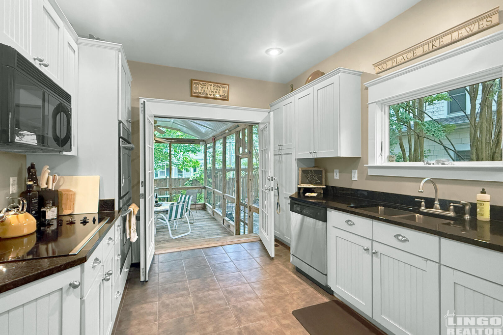 160+Kings+Hwy+Kitchen+2 160 Kings Highway Rental Property 160+Kings+Hwy+Kitchen+2 160 Kings Highway Rental Property