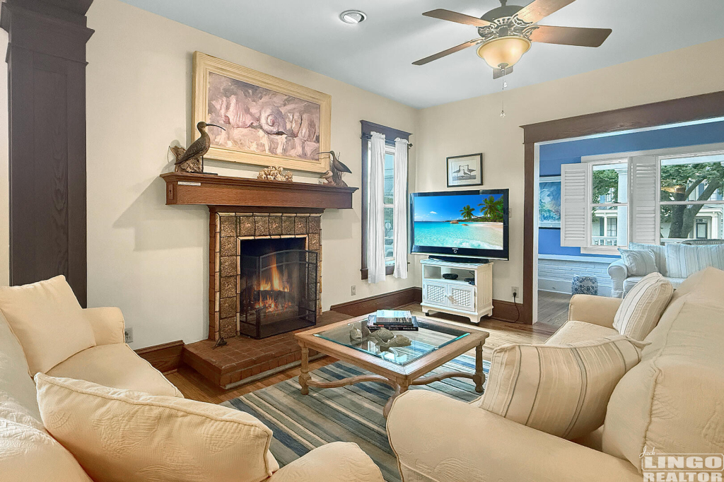 160+Kings+Hwy+Living+3 160 Kings Highway Rental Property 160+Kings+Hwy+Living+3 160 Kings Highway Rental Property