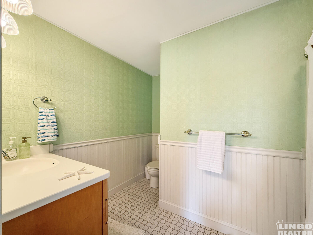 105+New+Rd+Bathroom 105 New Road Rental Property 105+New+Rd+Bathroom 105 New Road Rental Property