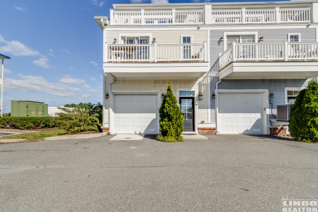 001_img_1232_156 100 Anglers Road #B5 Rental Property 001_img_1232_156 100 Anglers Road #B5 Rental Property