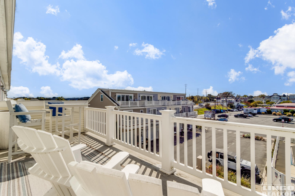 032_img_1340_615 100 Anglers Road #B5 Rental Property 032_img_1340_615 100 Anglers Road #B5 Rental Property
