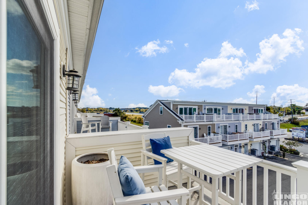 033_img_1343_762 100 Anglers Road #B5 Rental Property 033_img_1343_762 100 Anglers Road #B5 Rental Property