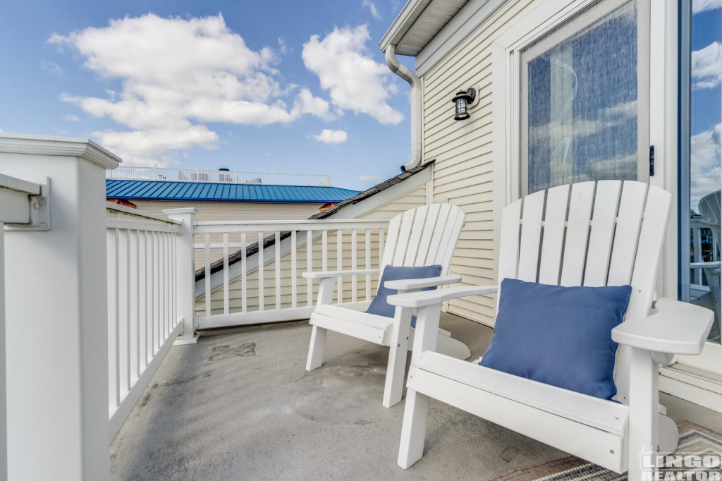 036_img_1355_887 100 Anglers Road #B5 Rental Property 036_img_1355_887 100 Anglers Road #B5 Rental Property