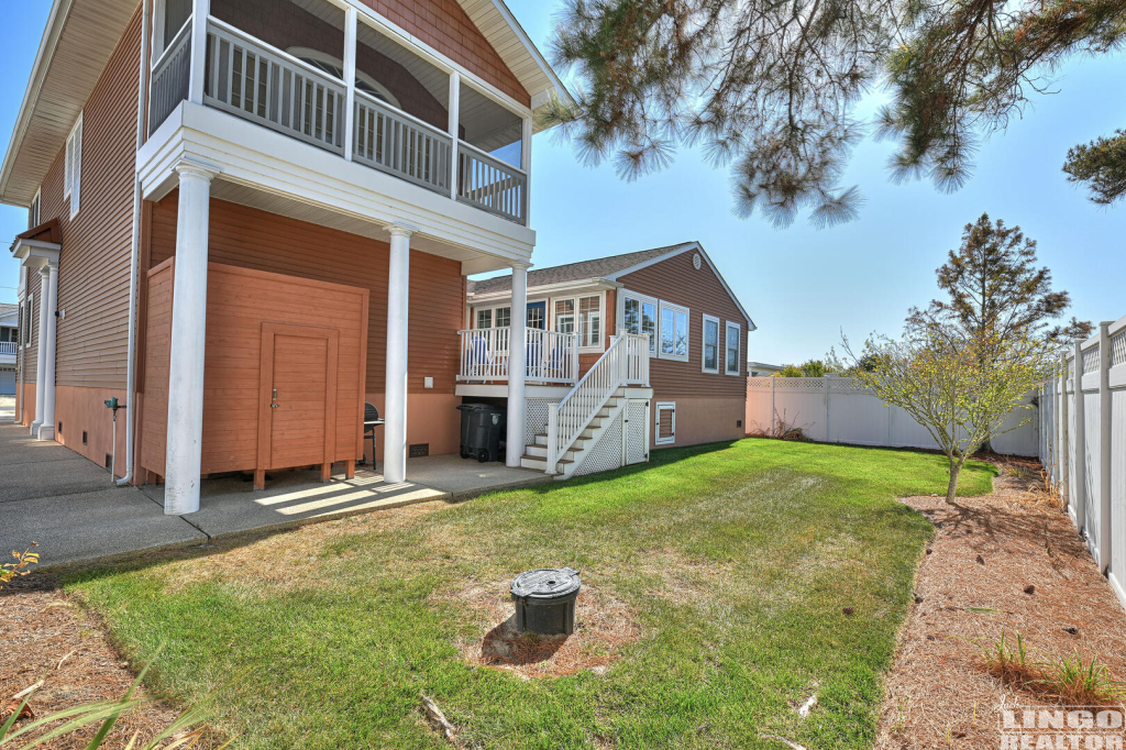 7+Camden+Exterior+5 7 Camden Avenue Rental Property 7+Camden+Exterior+5 7 Camden Avenue Rental Property