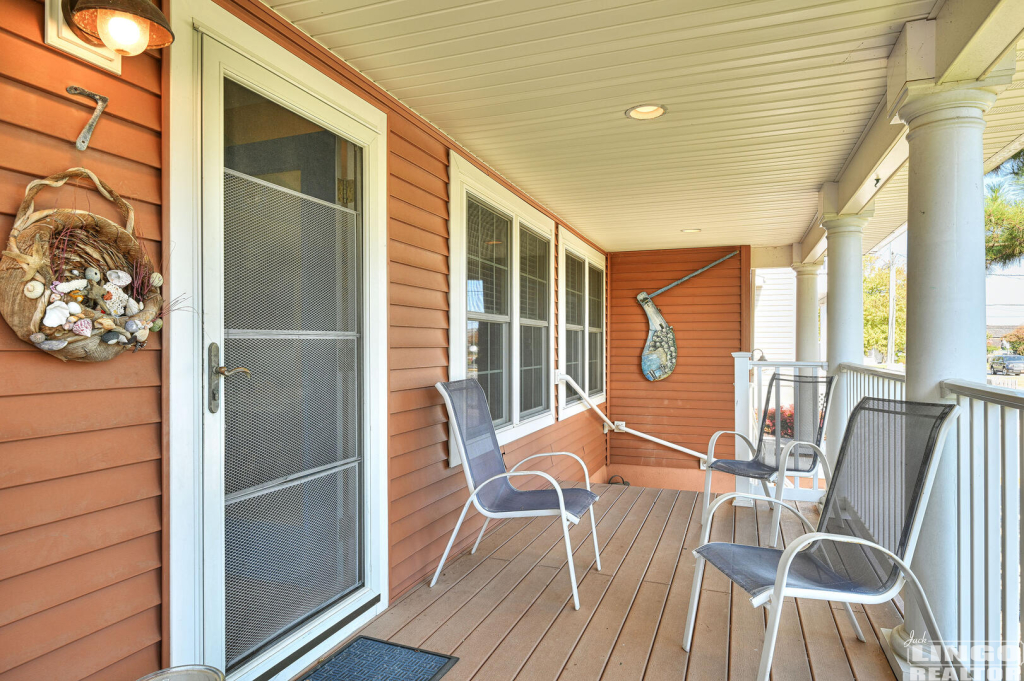 7+Camden+Front+Porch+2 7 Camden Avenue Rental Property 7+Camden+Front+Porch+2 7 Camden Avenue Rental Property