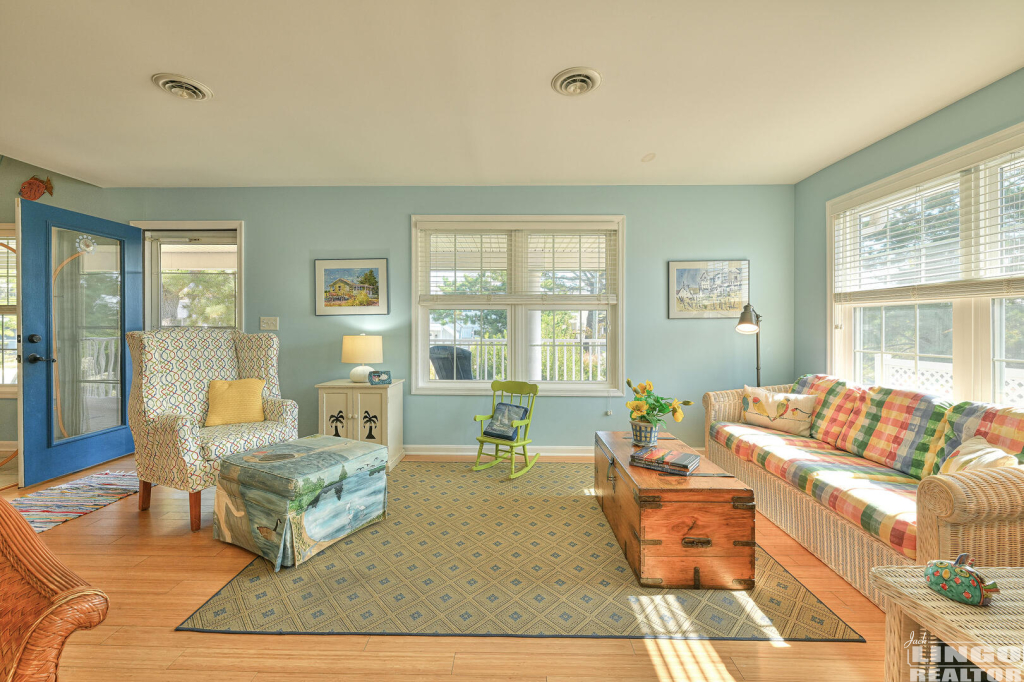 7+Camden+Lounge+2 7 Camden Avenue Rental Property 7+Camden+Lounge+2 7 Camden Avenue Rental Property